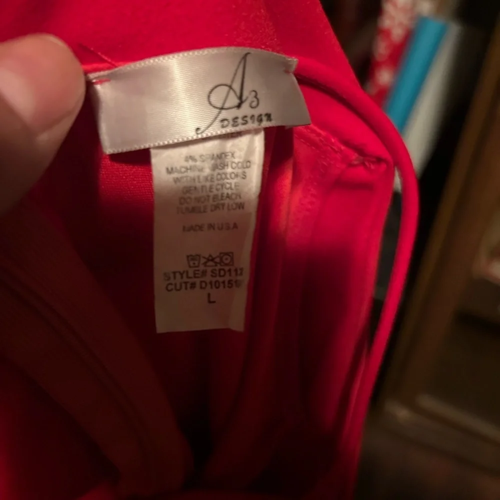 Womens off the shoulder red dress - Picture 2 of 3